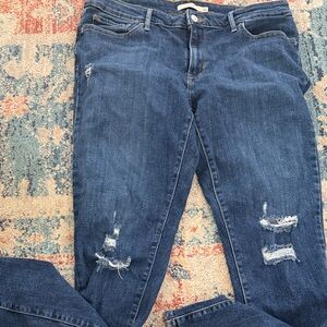 Levi 711 skinny Jean